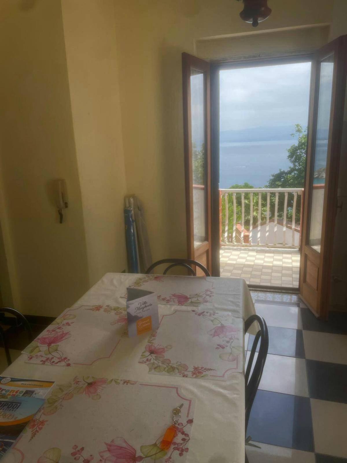 Villamargherita Capo Vaticano Dış mekan fotoğraf