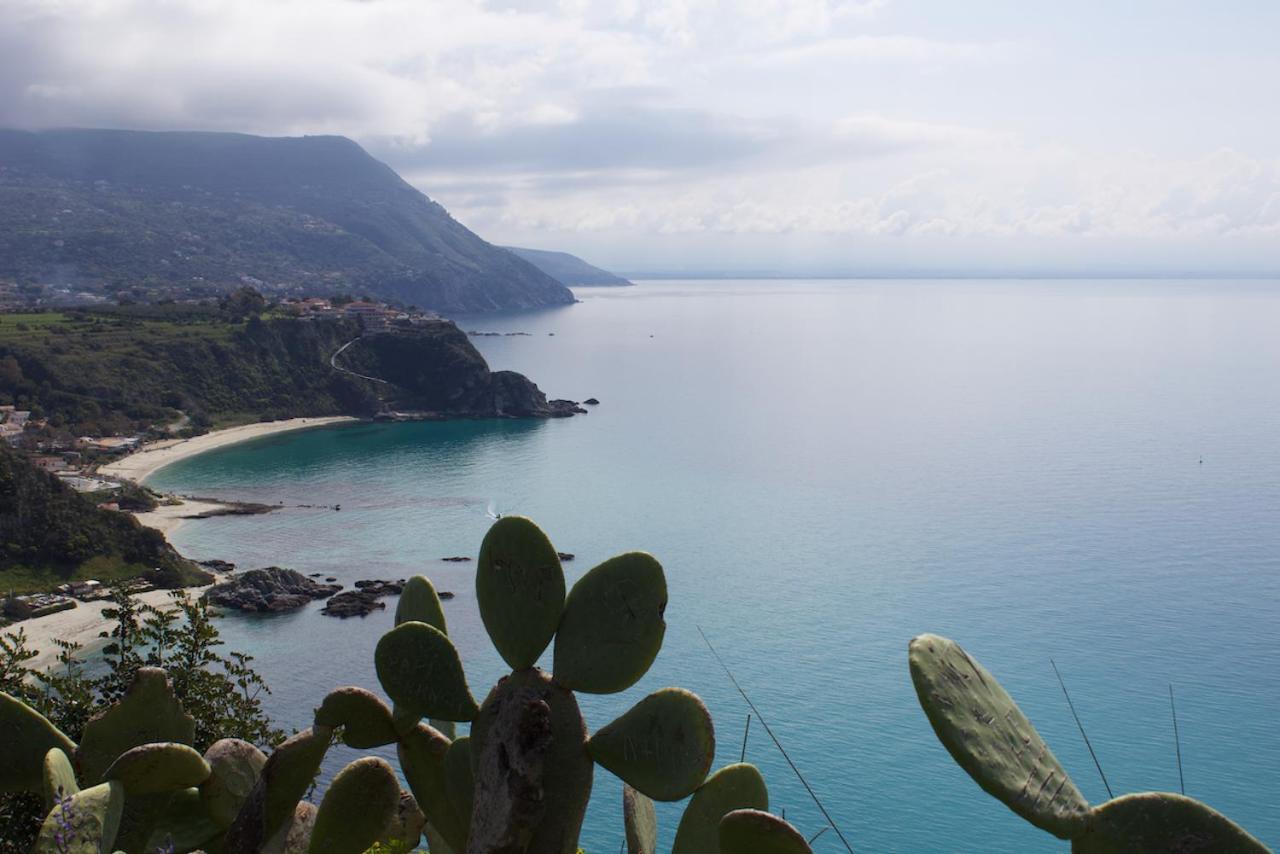Villamargherita Capo Vaticano Dış mekan fotoğraf